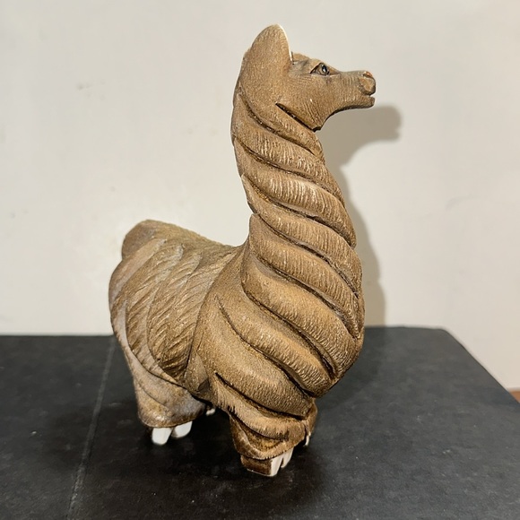 Artesania Rinconada Llama Figurine, Collectible Art Uruguay Unsigned - Picture 5 of 8